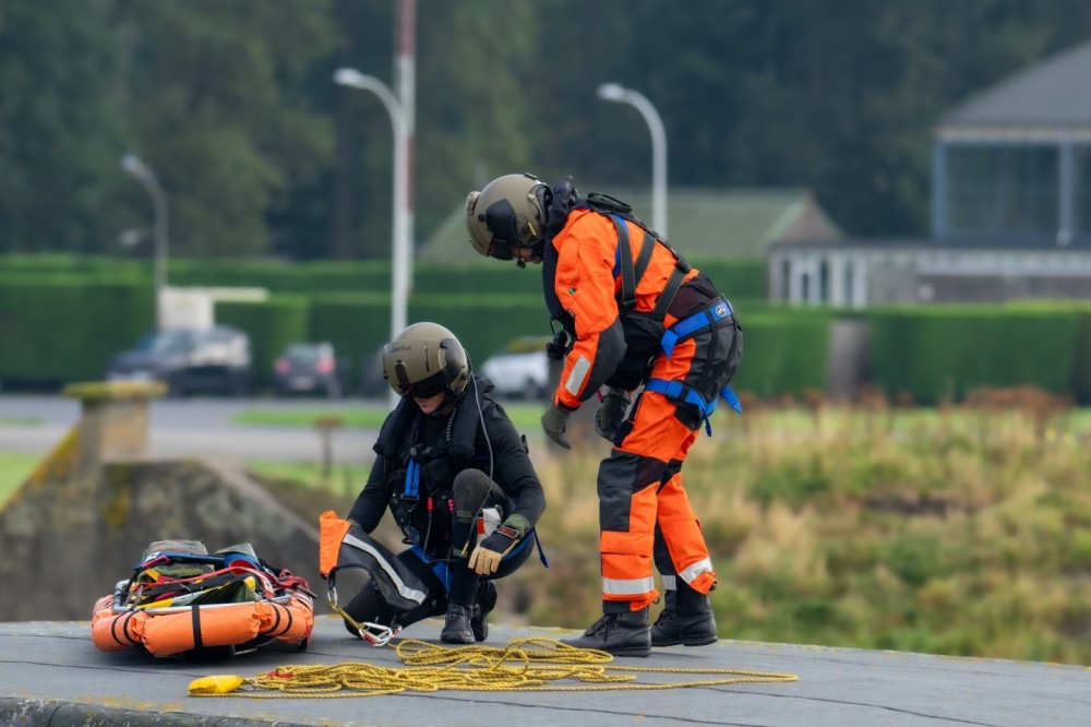 Belgian Air Force 40th Squadron Search & Rescue NH90
@ home base Koksijde Belgium

training with stretcher