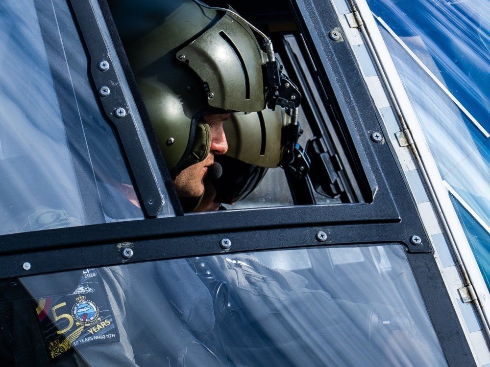 BELGIAN AIR FORCE
40th Squadron Heli Search&Rescue
Airbus Helicopters NH90

1st pilot, with 50years 40th SQN patch