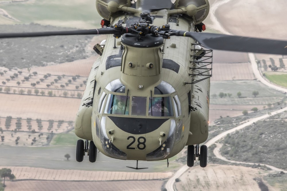 Close-up of the "Talud 28", CH-47 Foxtrot of the Transport Helicopter Battalion V (BHELTRA V) of the Spanish Army Aviation, during a tactical training flight.