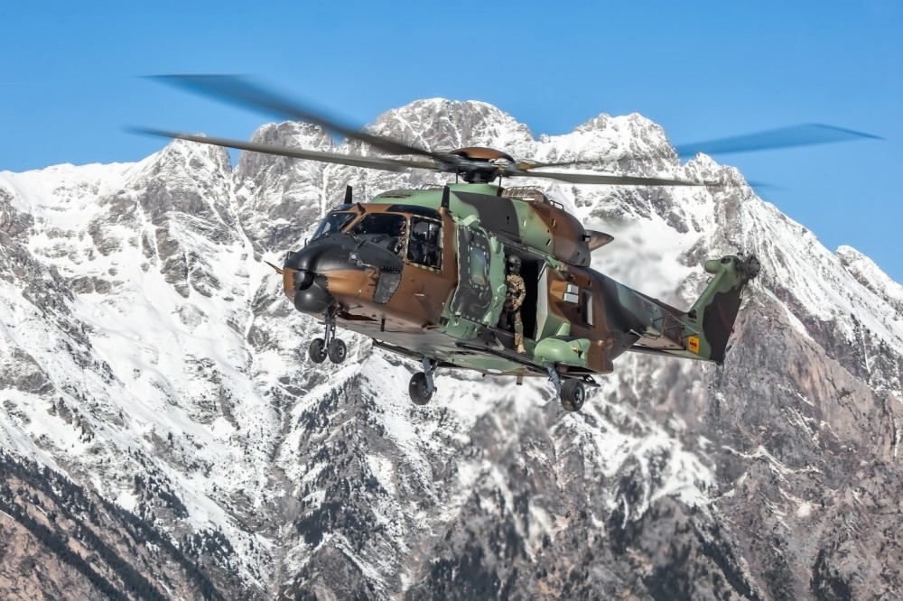 The NH90 "Sarrio" has been the main maneuver helicopter of the Spanish Army Aviation for several years, operated by the Manionbra III Helicopter Battalion (BHELMA III)