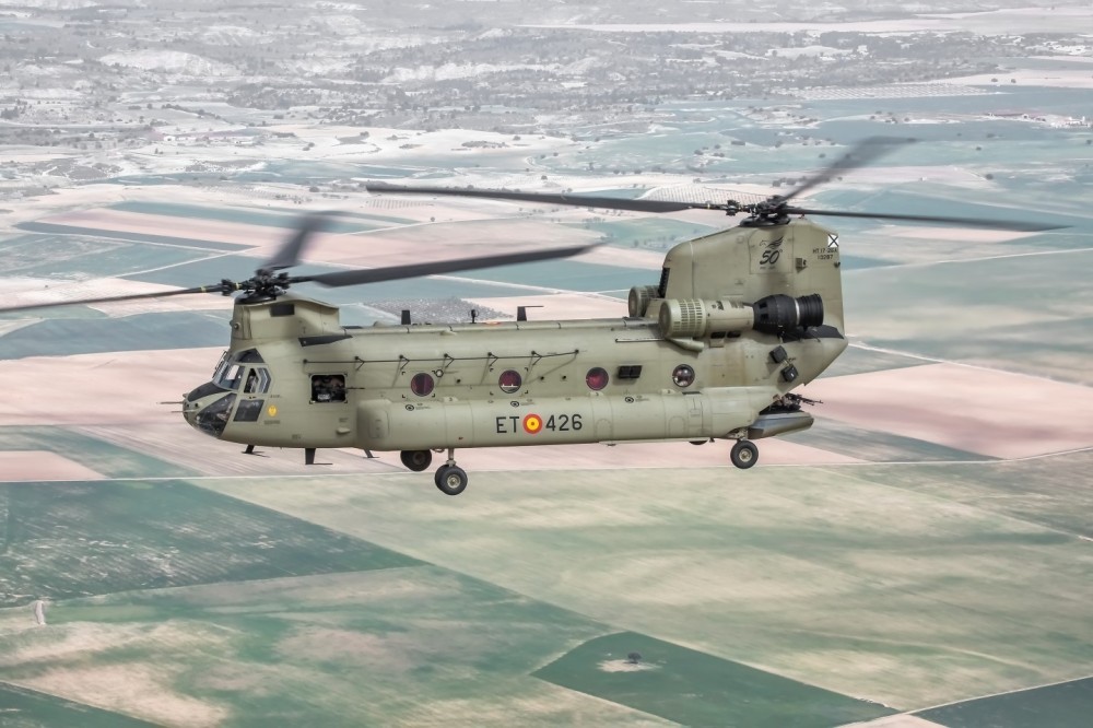 The Spanish Army Aviation is one of the international operators of the CH-47 Foxtrot, which has replaced the CH-47 Delta operated by the Transport Helicopter Battalion V (BHELTRA V)